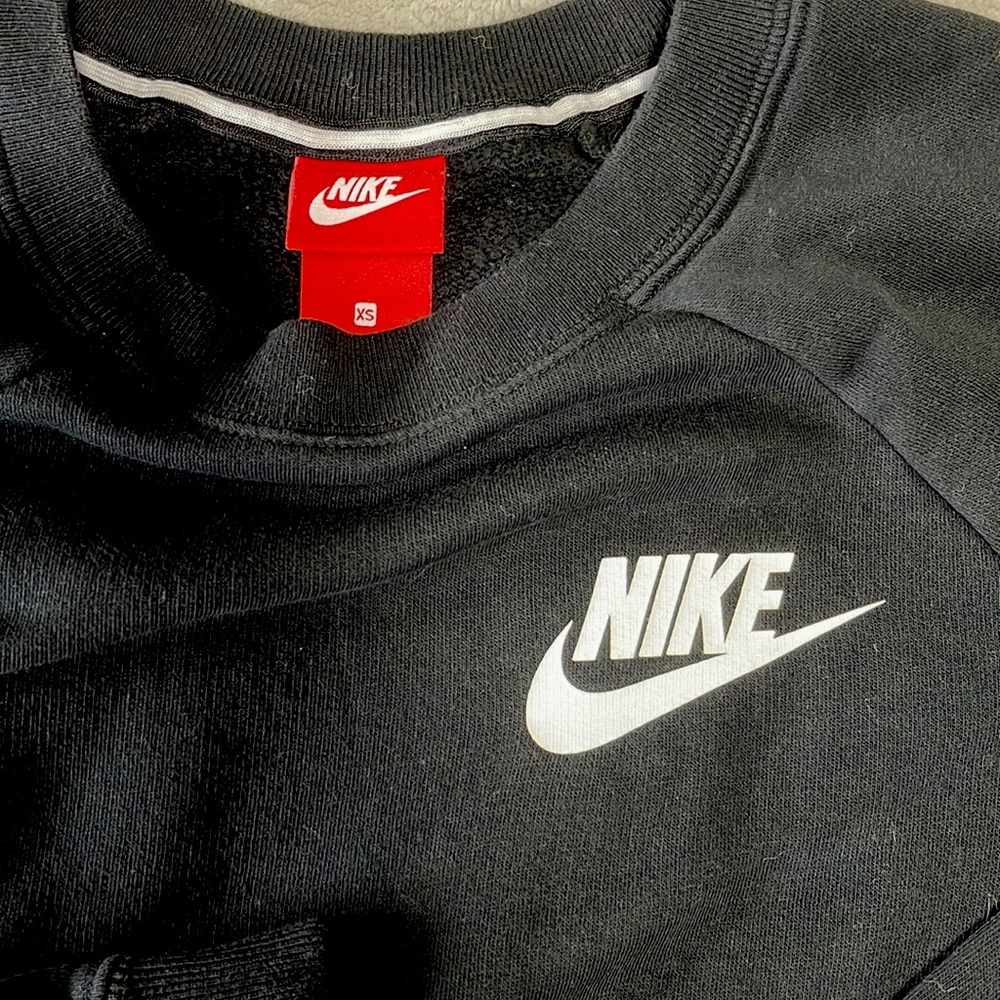 Nike Sweatshirt - Picture 4 of 4